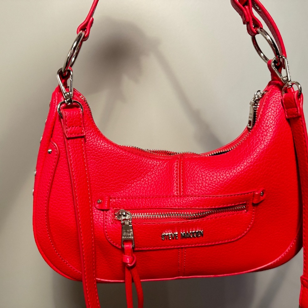 The  bag is like new.